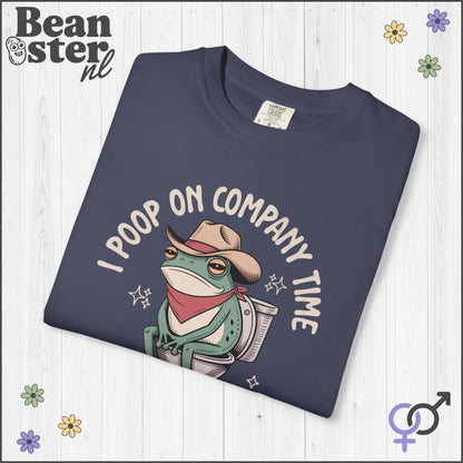 Funny Frog Shirt – I Poop On Company Time Tee