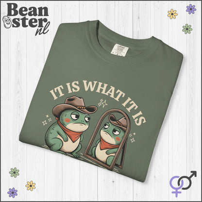 Trendy Frog Shirt – It Is That It Is Meme Tee