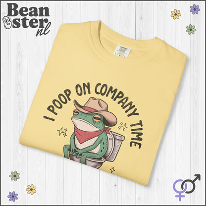 Funny Frog Shirt – I Poop On Company Time Tee