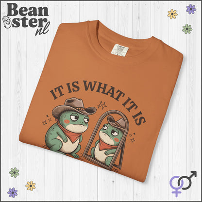 Trendy Frog Shirt – It Is That It Is Meme Tee