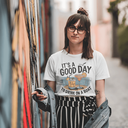 It’s a Good Day to Drink on a Boat – Funny Summer Shirt